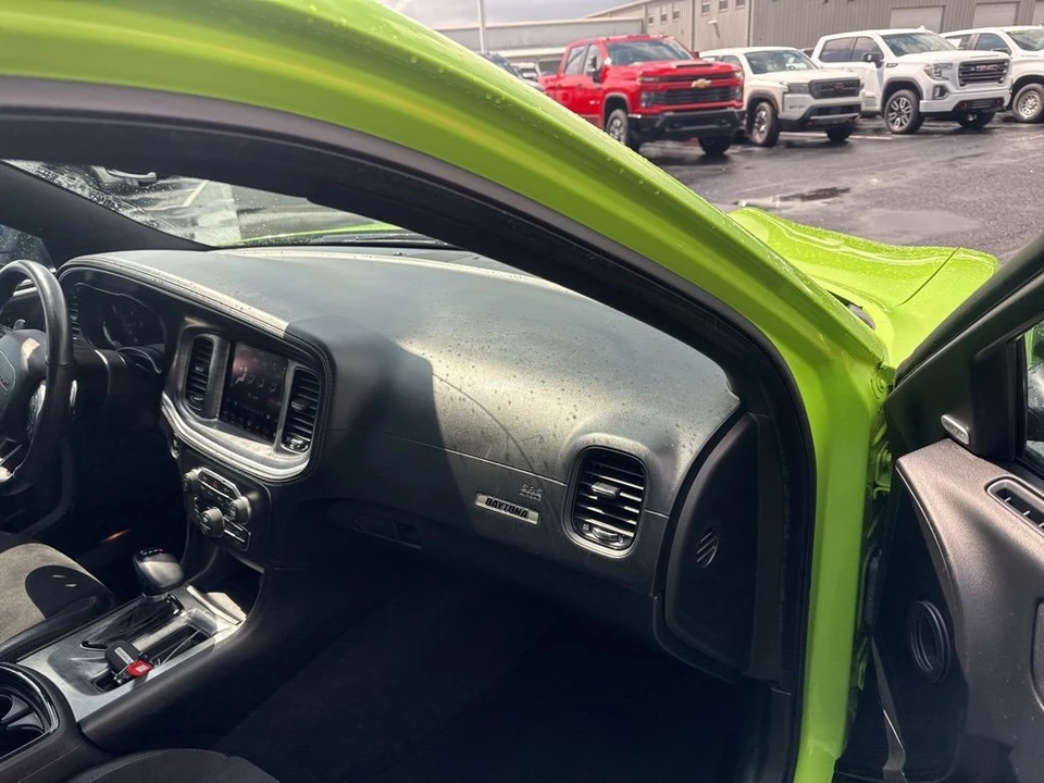 2023 Dodge Charger 7th Gen - Image 14 of 25