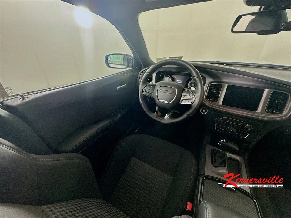 2023 Dodge Charger 7th Gen - Image 9 of 21
