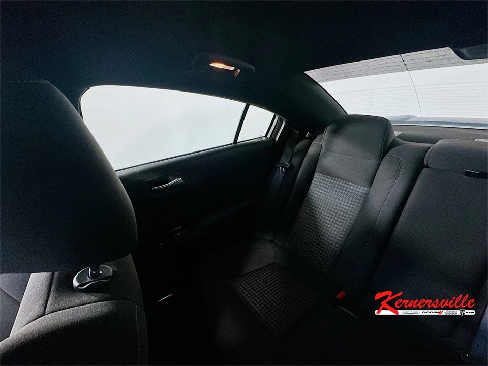2023 Dodge Charger 7th Gen - Image 12 of 21