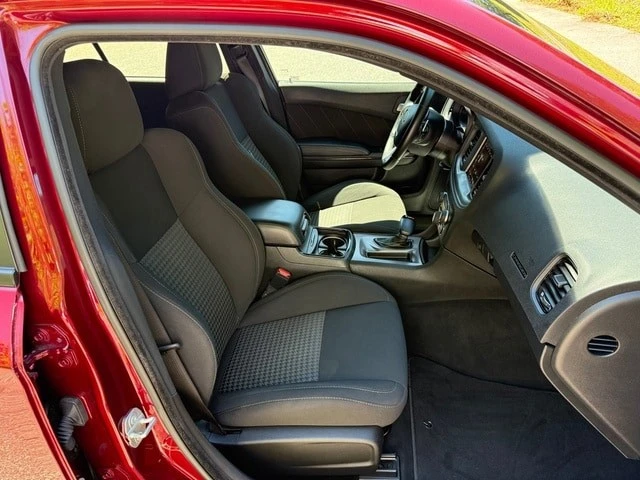 2023 Dodge Charger 7th Gen - Image 17 of 28
