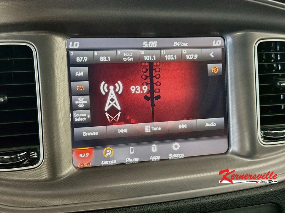 2023 Dodge Charger 7th Gen - Image 17 of 24