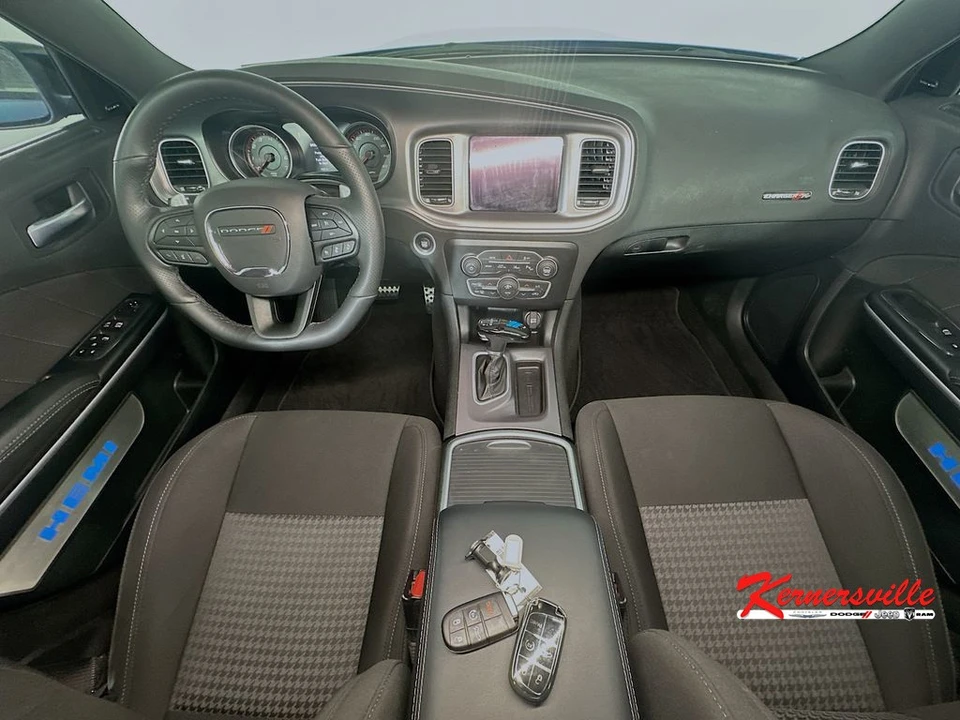 2023 Dodge Charger 7th Gen - Image 10 of 21
