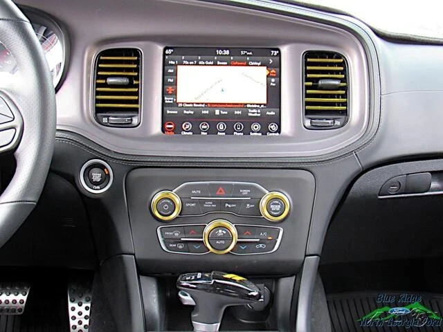 2023 Dodge Charger 7th Gen - Image 16 of 21
