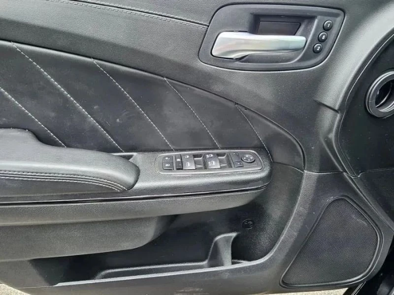 2023 Dodge Charger 7th Gen - Image 11 of 12
