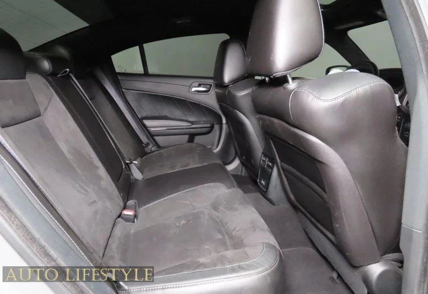 2023 Dodge Charger 7th Gen - Image 31 of 31