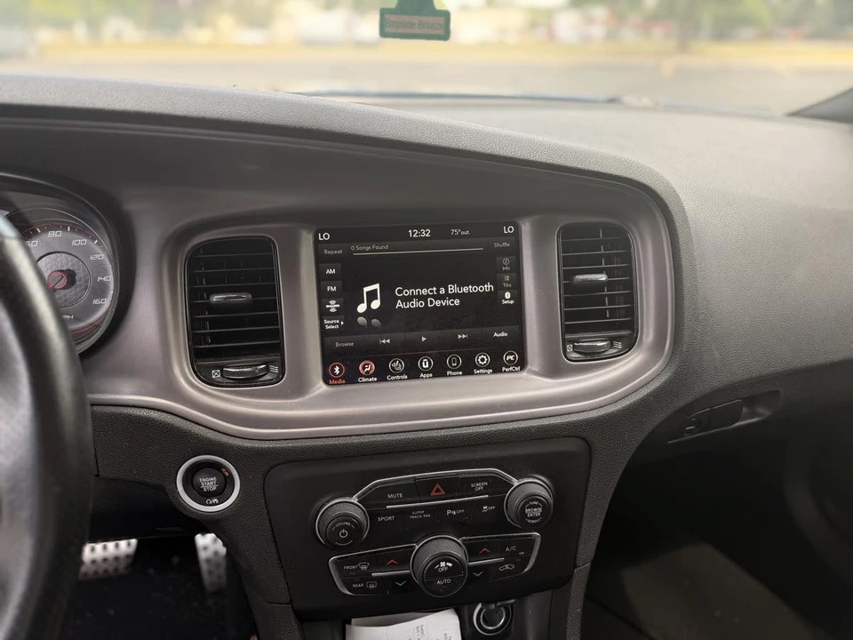 2023 Dodge Charger 7th Gen - Image 21 of 23
