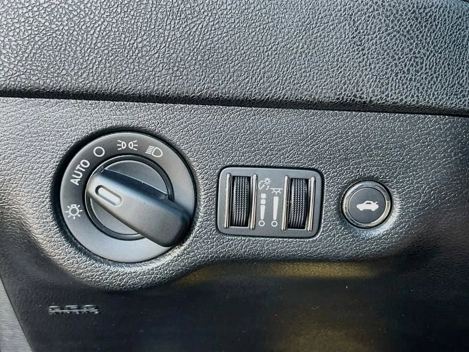 2023 Dodge Charger 7th Gen - Image 10 of 20