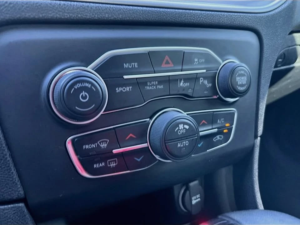 2023 Dodge Charger 7th Gen - Image 15 of 20