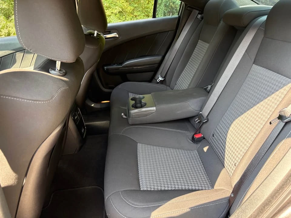 2023 Dodge Charger 7th Gen - Image 5 of 10