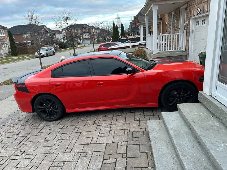 2023 Dodge Charger SRT Hellcat 7th Gen - Image 5 of 7