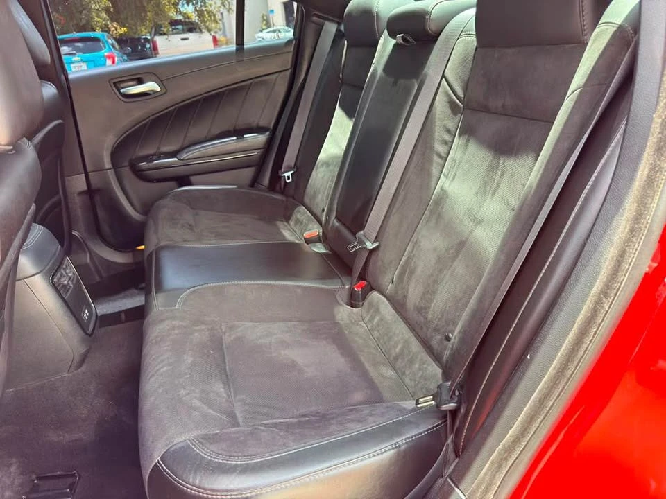 2023 Dodge Charger 7th Gen - Image 10 of 17