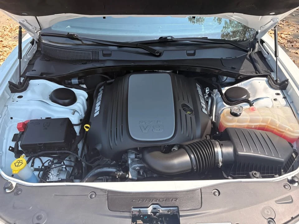 2023 Dodge Charger 7th Gen - Image 10 of 11