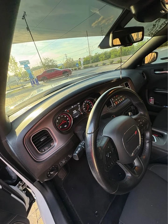 2023 Dodge Charger 7th Gen - Image 6 of 7