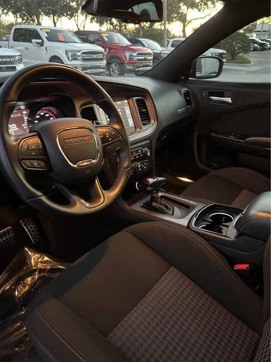 2023 Dodge Charger 7th Gen - Image 9 of 13