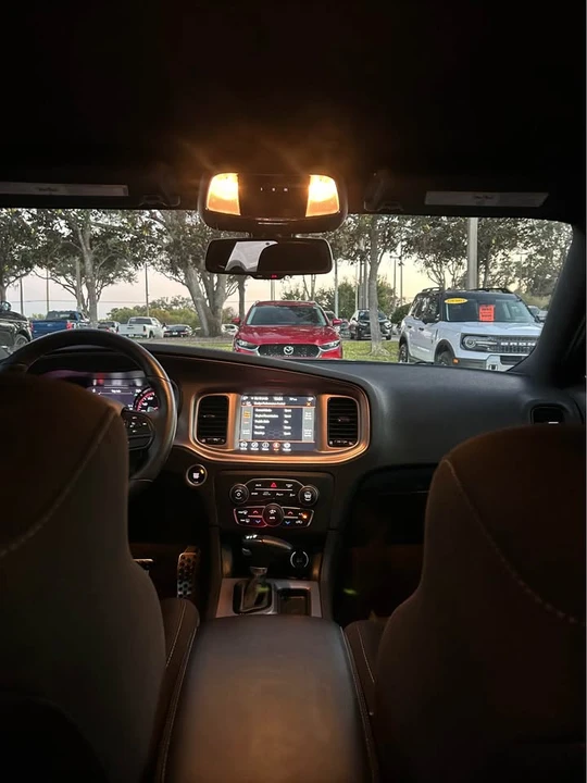 2023 Dodge Charger 7th Gen - Image 11 of 13