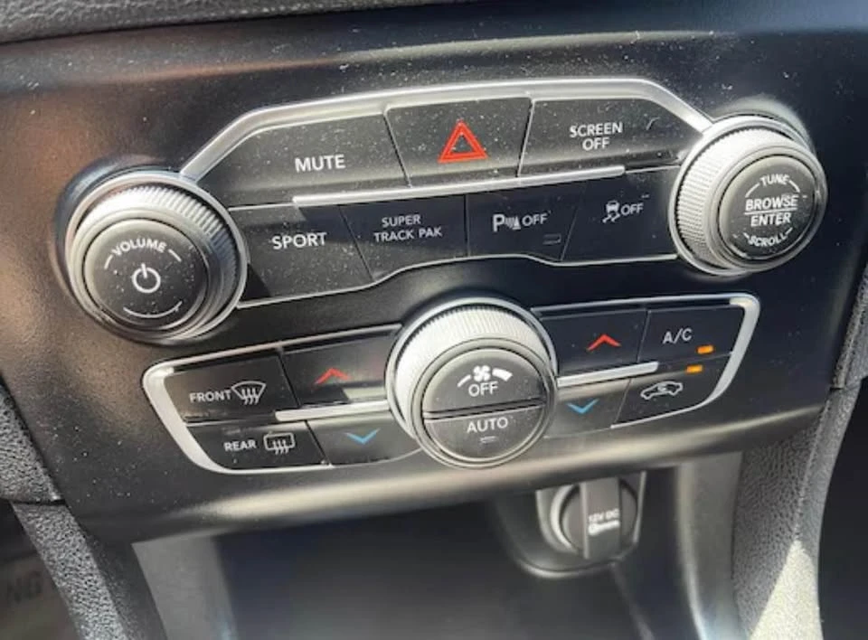 2023 Dodge Charger 7th Gen - Image 11 of 12