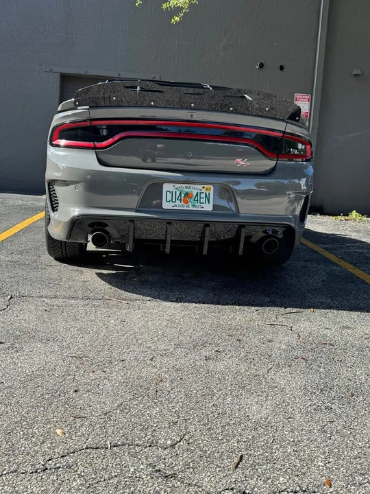 2023 Dodge Charger 7th Gen - Image 4 of 10