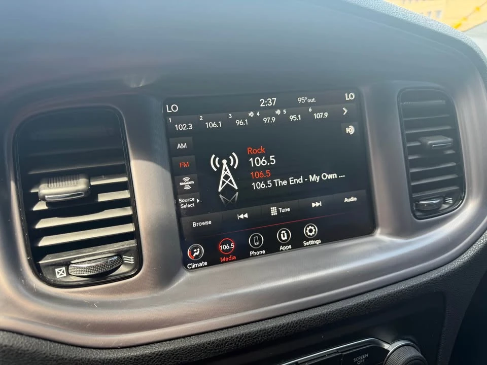 2023 Dodge Charger 7th Gen - Image 9 of 11
