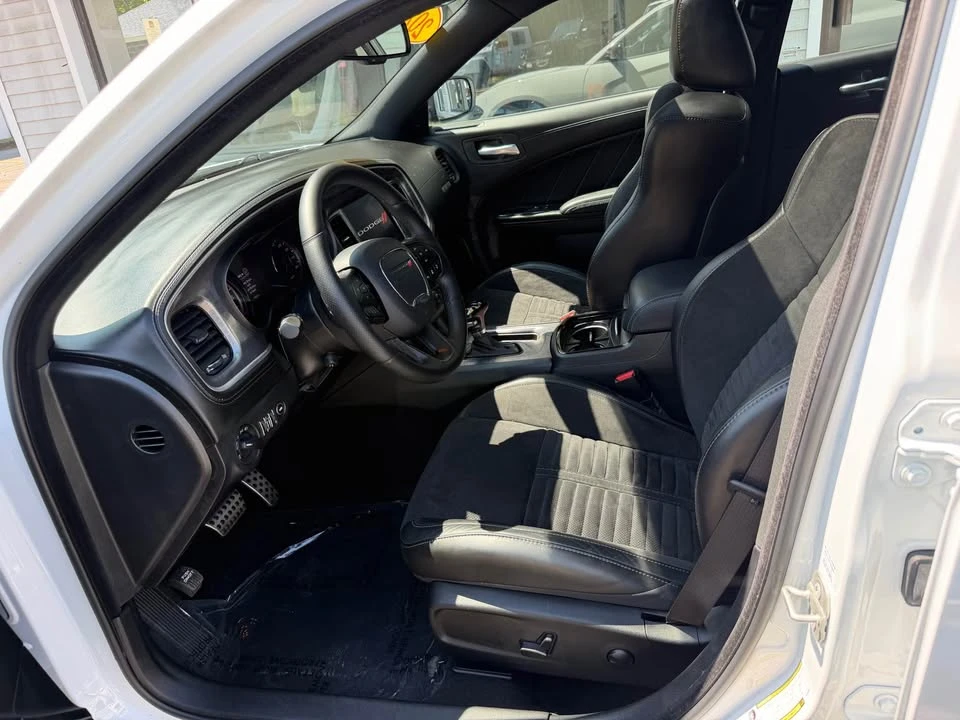 2023 Dodge Charger 7th Gen - Image 8 of 11
