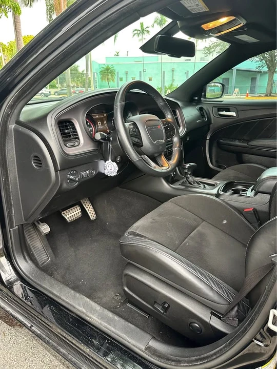 2023 Dodge Charger 7th Gen - Image 9 of 13