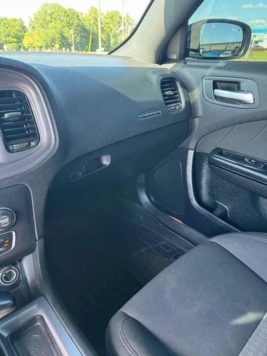 2023 Dodge Charger 7th Gen - Image 14 of 15