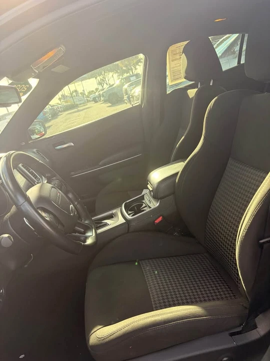 2023 Dodge Charger 7th Gen - Image 4 of 5