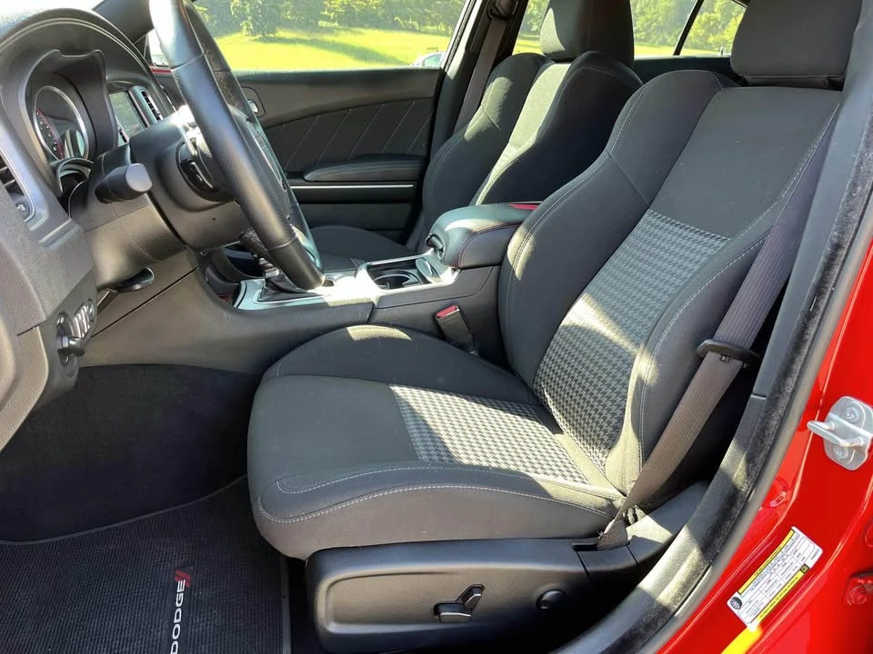 2023 Dodge Charger 7th Gen - Image 6 of 10