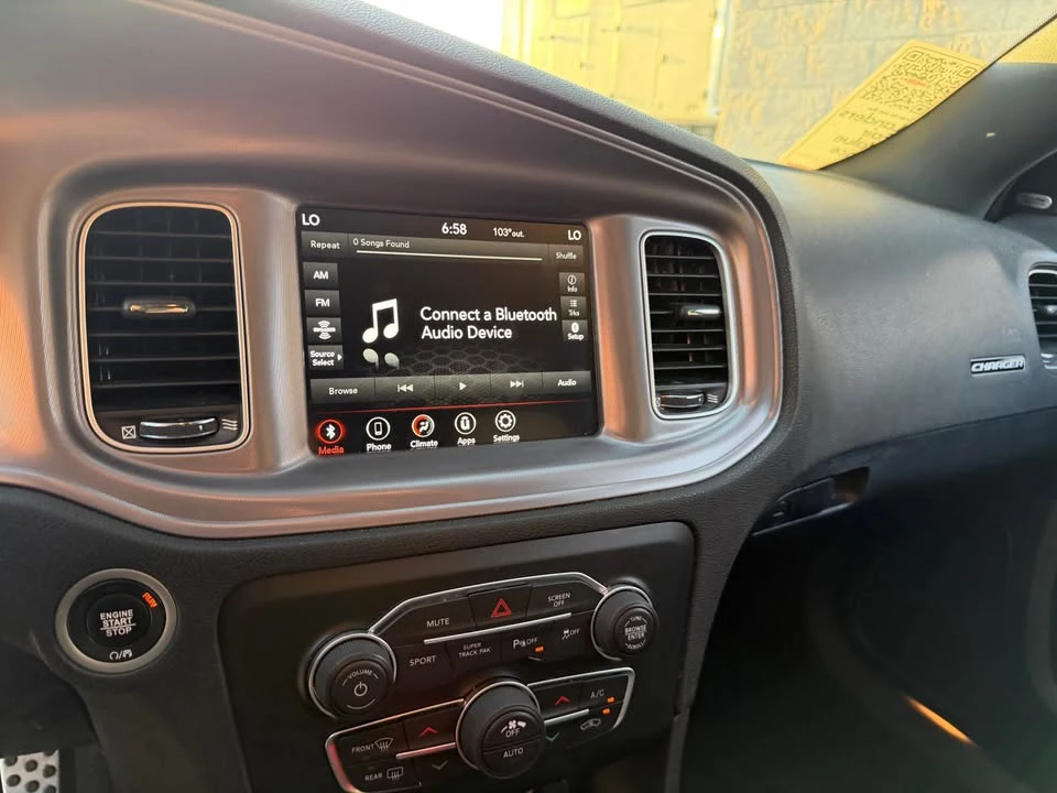 2023 Dodge Charger 7th Gen - Image 11 of 12