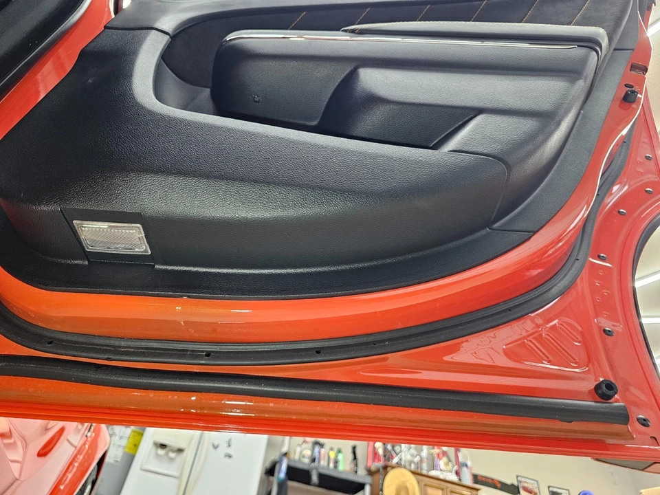 2023 Dodge Charger - Image 15 of 28