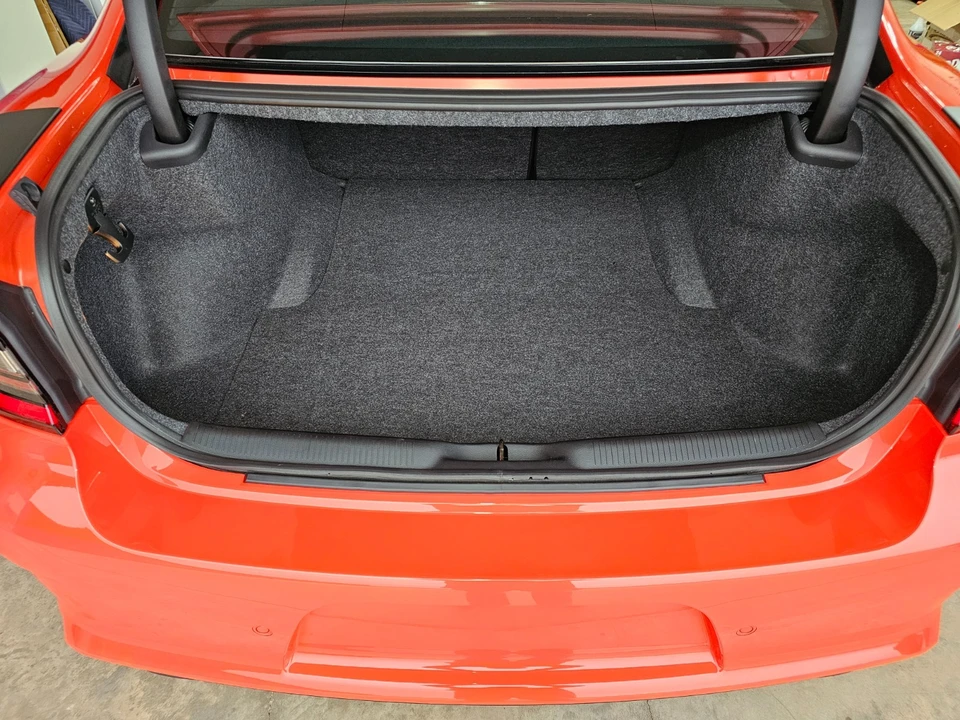 2023 Dodge Charger SRT Hellcat 7th Gen - Image 13 of 31