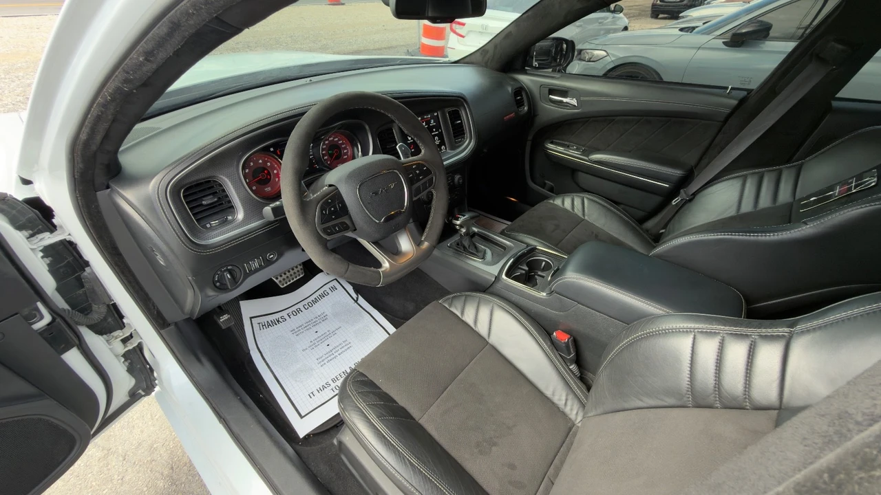 2023 Dodge Charger SRT Hellcat 7th Gen - Image 17 of 21