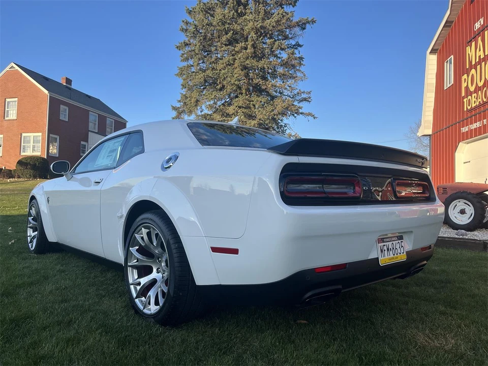 2023 Dodge Charger SRT Hellcat 7th Gen - Image 7 of 31