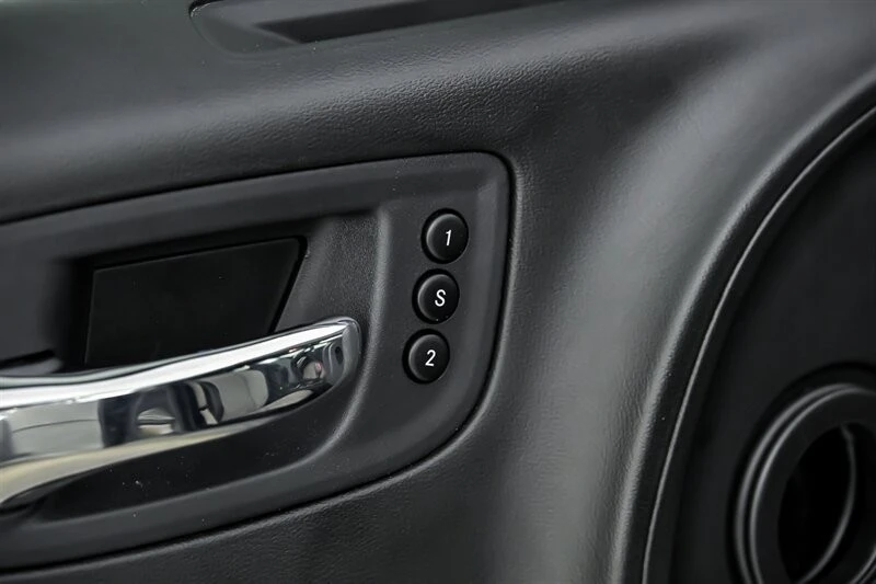2023 Dodge Charger SRT Hellcat 7th Gen - Image 14 of 31
