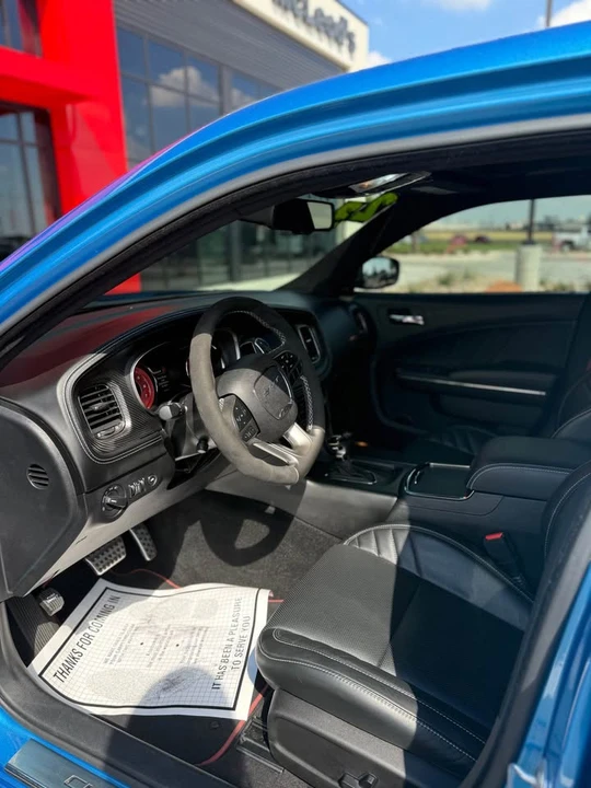 2023 Dodge Charger SRT Hellcat 7th Gen - Image 5 of 11
