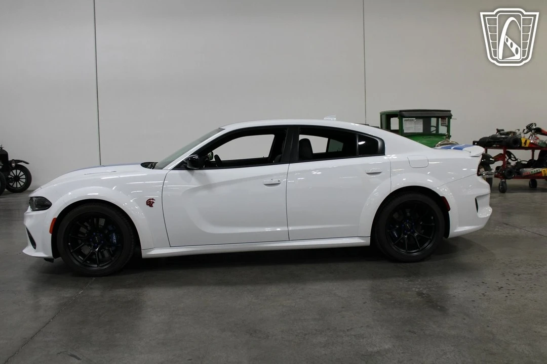 2023 Dodge Charger SRT Hellcat 7th Gen - Image 17 of 21