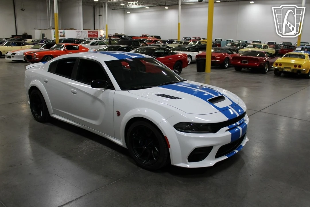 2023 Dodge Charger SRT Hellcat 7th Gen - Image 14 of 21