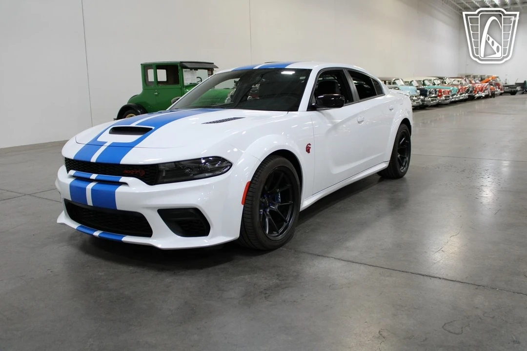 2023 Dodge Charger SRT Hellcat 7th Gen - Image 16 of 21