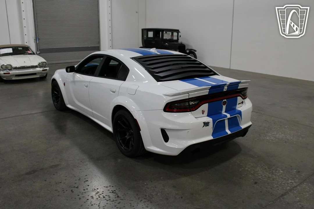2023 Dodge Charger SRT Hellcat 7th Gen - Image 10 of 12
