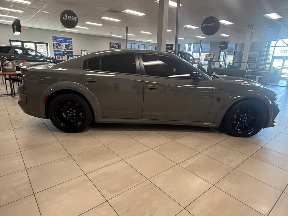 2023 Dodge Charger SRT Hellcat 7th Gen - Image 5 of 14