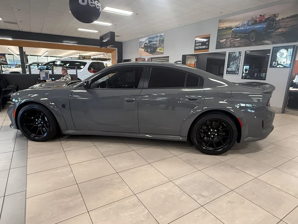 2023 Dodge Charger SRT Hellcat 7th Gen - Image 2 of 14