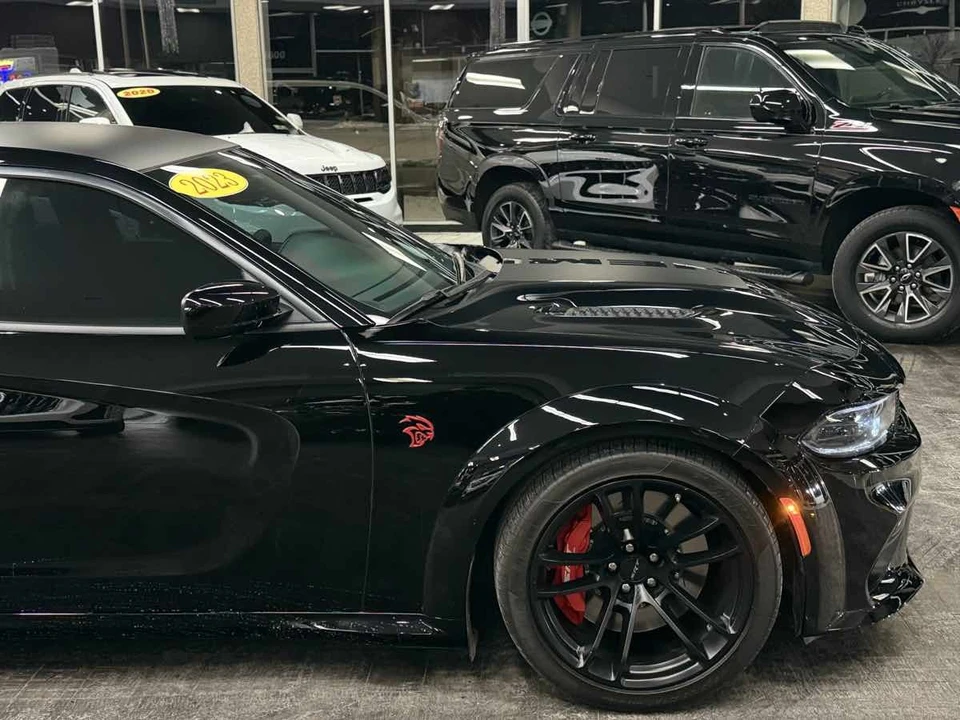 2023 Dodge Charger SRT Hellcat 7th Gen - Image 17 of 21