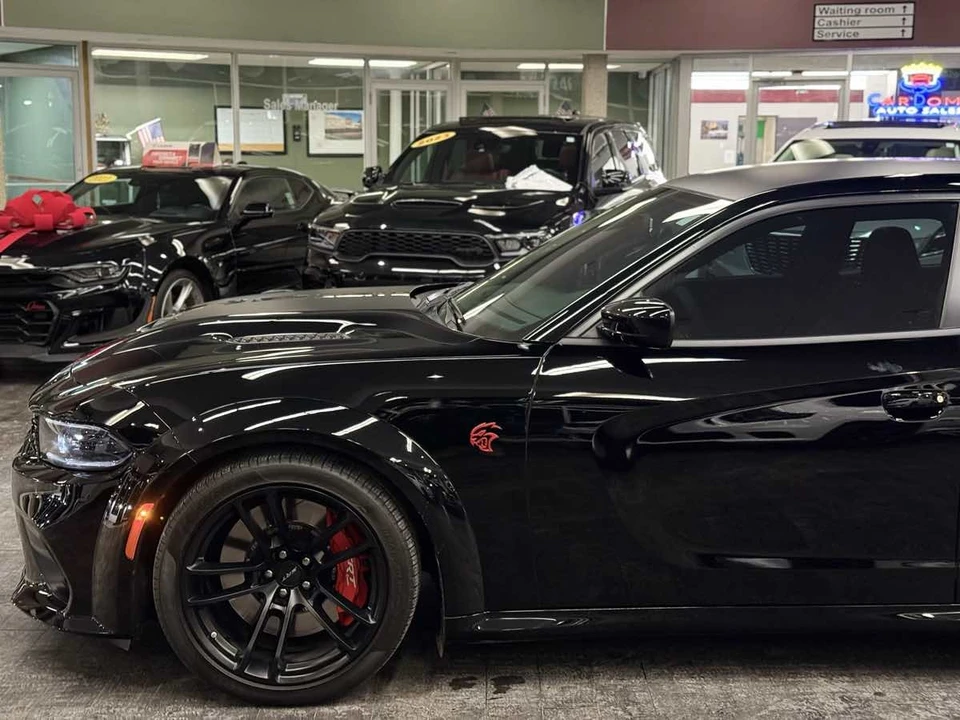 2023 Dodge Charger SRT Hellcat 7th Gen - Image 8 of 21