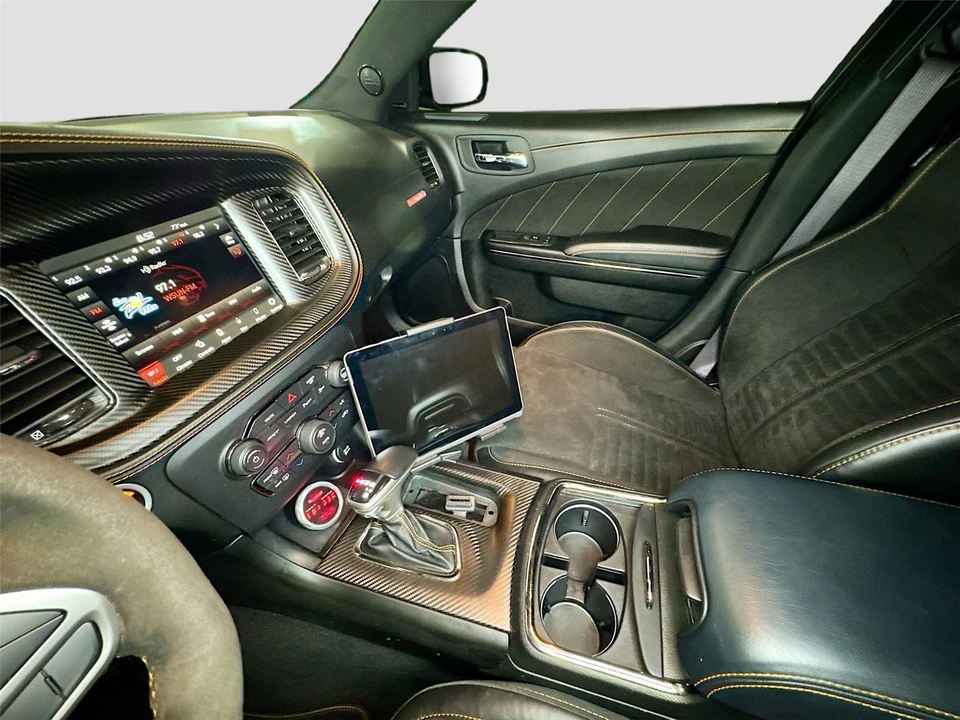2023 Dodge Charger SRT Hellcat 7th Gen - Image 8 of 31