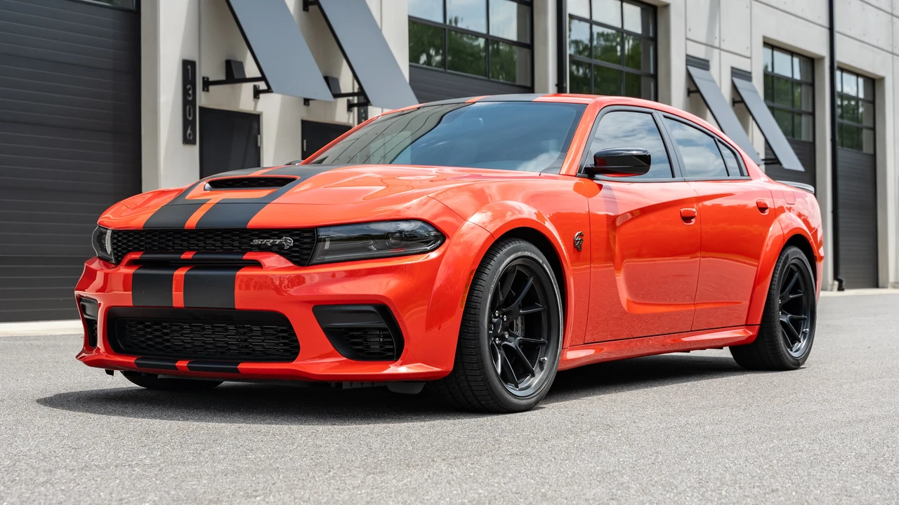 2023 Dodge Charger SRT Hellcat 7th Gen - Image 9 of 31
