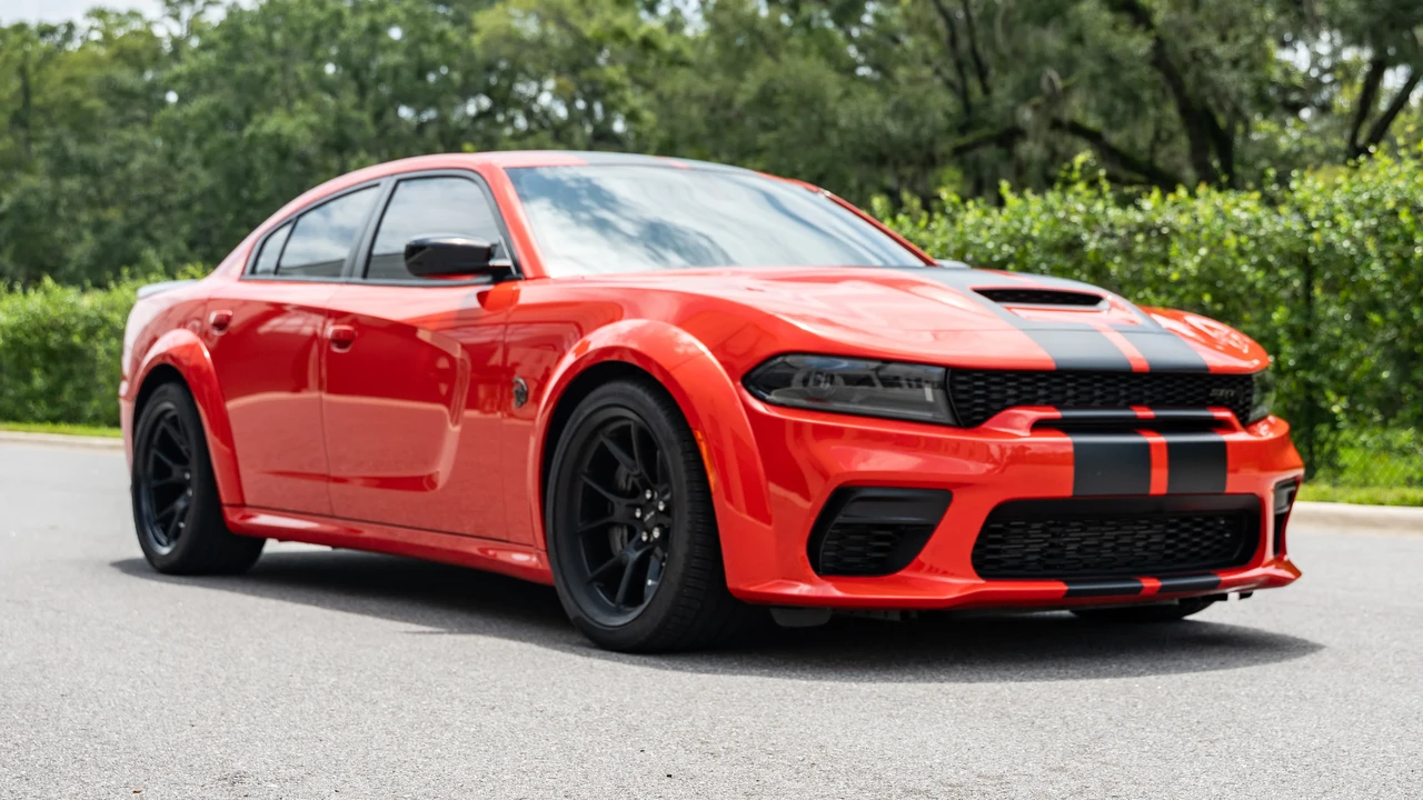 2023 Dodge Charger SRT Hellcat 7th Gen - Image 3 of 31