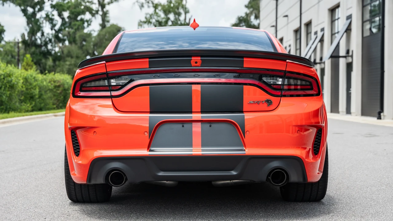 2023 Dodge Charger SRT Hellcat 7th Gen - Image 6 of 31