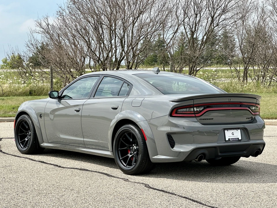 2023 Dodge Charger SRT Hellcat 7th Gen - Image 16 of 31