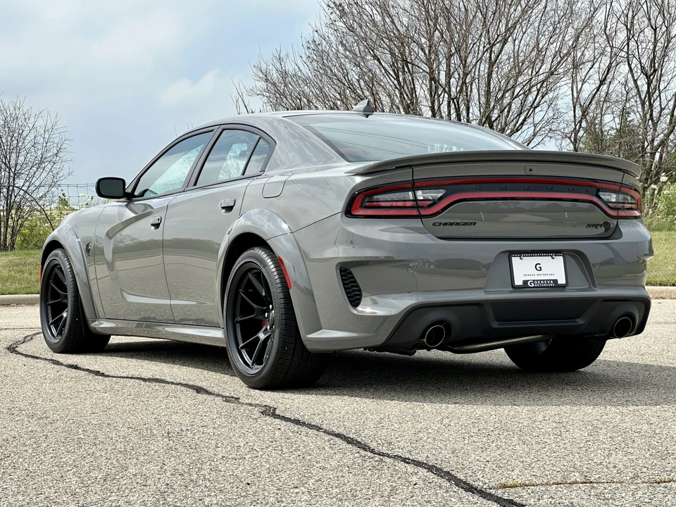 2023 Dodge Charger SRT Hellcat 7th Gen - Image 17 of 31