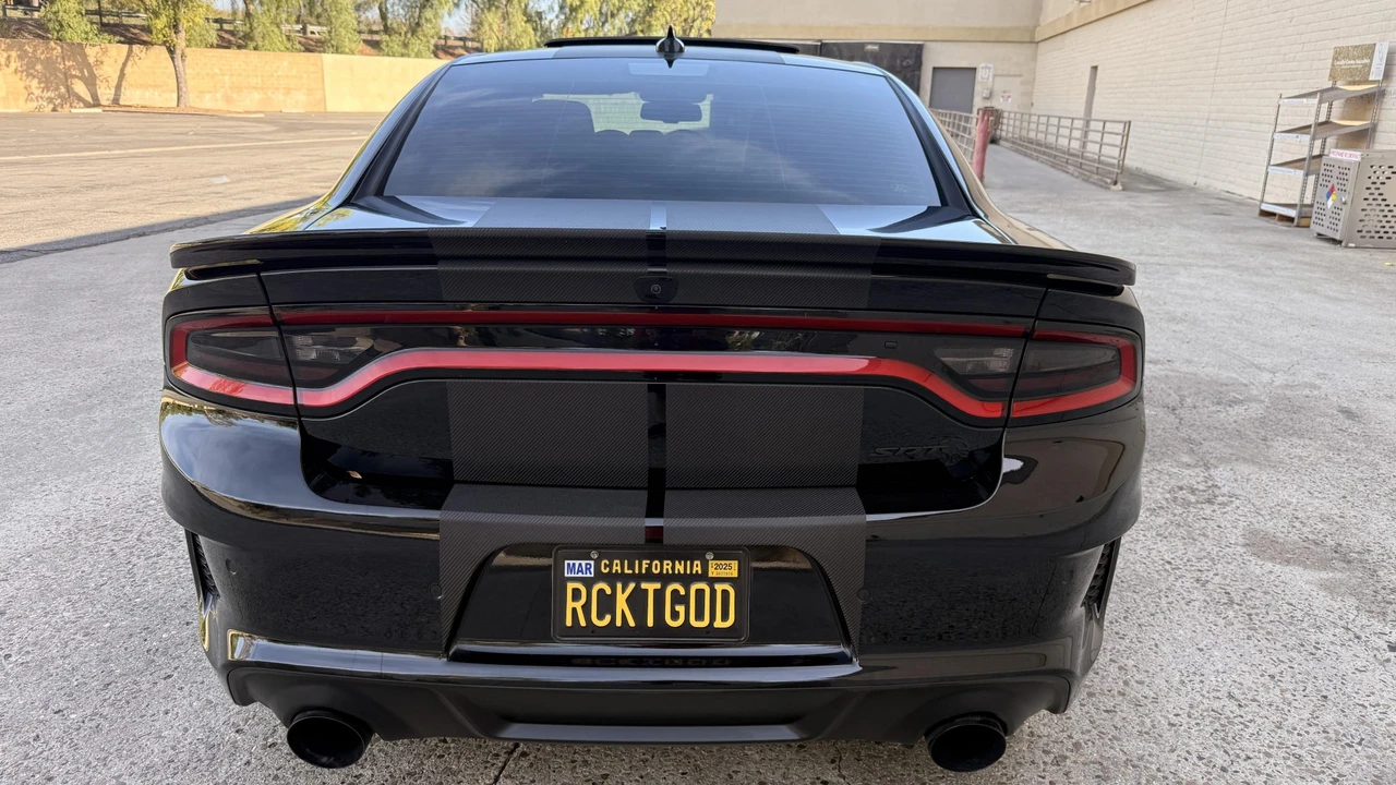 2023 Dodge Charger SRT Hellcat 7th Gen - Image 29 of 31