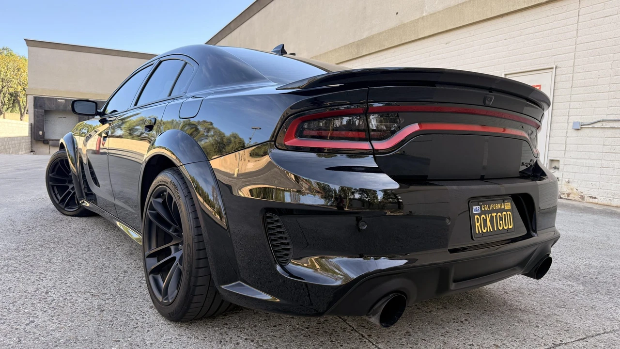2023 Dodge Charger SRT Hellcat 7th Gen - Image 25 of 31